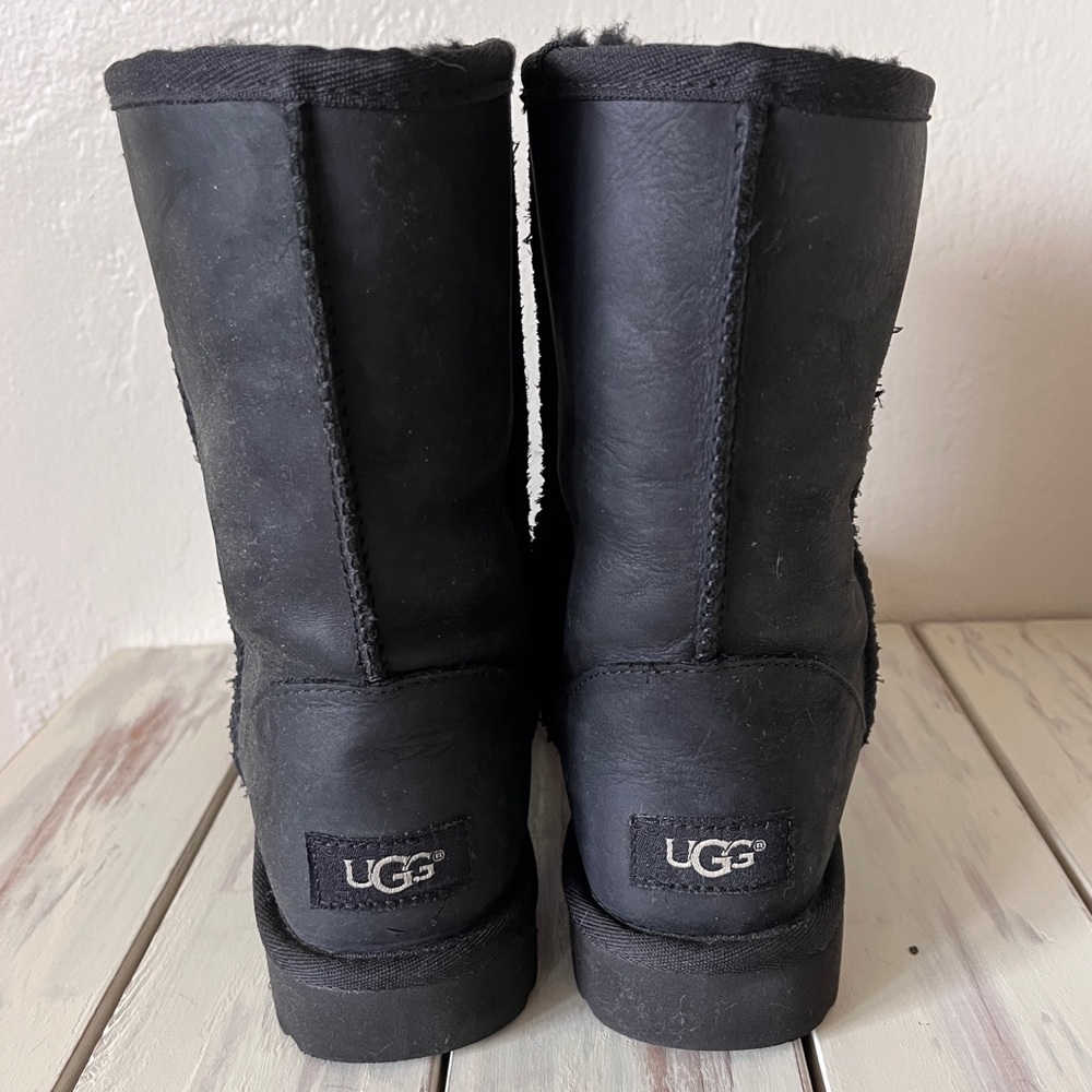 UGG Boots Mid Calf Black